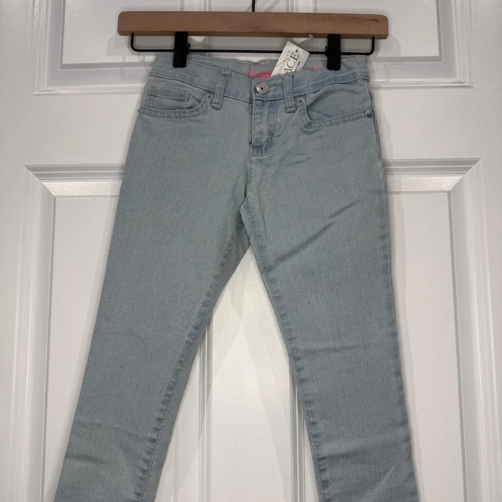 The Childrens Place‎ Girls Super Skinny Jeans Light Wash Denim Size 6 NWT